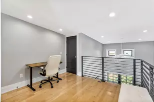 131 W 15th St, Cincinnati, OH 45202 - Photo 23