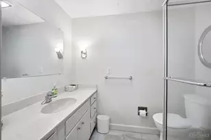 10845 Lake Thames Dr, Sycamore Township, OH 45242 - Photo 29
