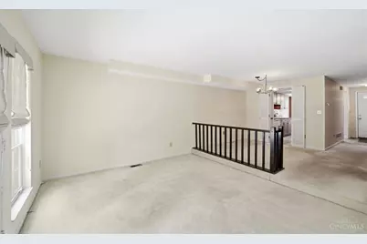 10845 Lake Thames Drive, Sycamore Township, OH 45242 - Photo 7