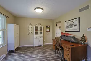 2061 Edinburg Ln, Fairfield, OH 45014 - Photo 13