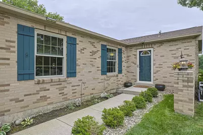 2061 Edinburg Lane, Fairfield, OH 45014 - Photo 3