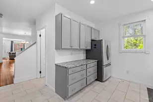 249 McCullough St, Cincinnati, OH 45226 - Photo 9