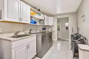 9181 Sunderland Way, West Chester, OH 45069 - Photo 15