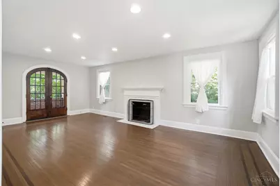 1132 Fenmore Drive, Cincinnati, OH 45237 - Photo 9