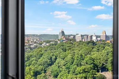 2200 Victory Parkway #2504, Cincinnati, OH 45206 - Photo 5