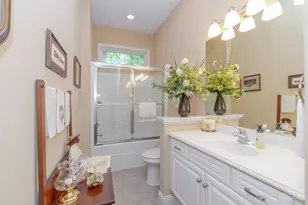 890 Vintage Lake Ct, Centerville, OH 45458 - Photo 35