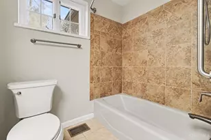 1244 Kent Dr, Miami Township, OH 45150 - Photo 17