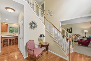 2287 Shimmering Bay Ln, Anderson Township, OH 45244 - Photo 3