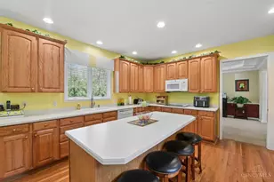 2287 Shimmering Bay Ln, Anderson Township, OH 45244 - Photo 13