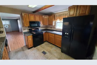 7 Apache Ct, Loveland, OH 45140 - Photo 9