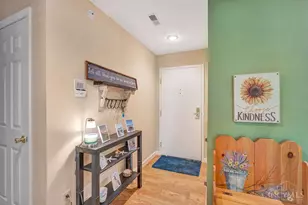 4921 N Arbor Woods Ct, Green Township, OH 45248 - Photo 7