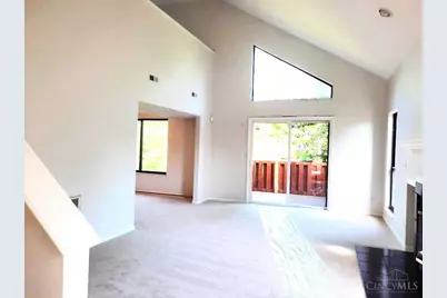 9362 Hunters Creek Drive, Blue Ash, OH 45242 - Photo 7