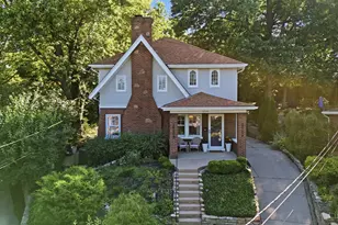 3514 Clarkwood Pl, Cincinnati, OH 45208 - Photo 1