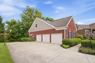 6879 Stonehedge Cir, Goshen, OH 45140 - Photo 83
