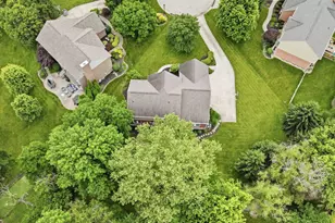 6879 Stonehedge Cir, Goshen, OH 45140 - Photo 5