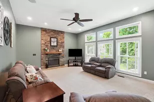 6879 Stonehedge Cir, Goshen, OH 45140 - Photo 13