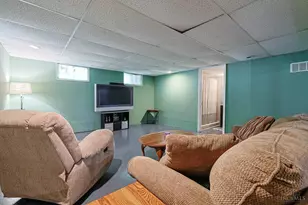 10753 Valiant Dr, Colerain Township, OH 45231 - Photo 33