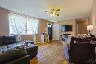 10753 Valiant Dr, Colerain Township, OH 45231 - Photo 7