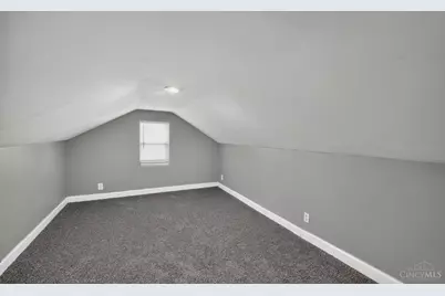 1723 Ashbrook Drive, Cincinnati, OH 45238 - Photo 5