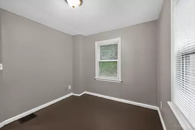 1723 Ashbrook Drive, Cincinnati, OH 45238 - Photo 3