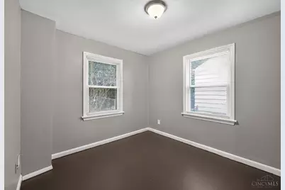 1723 Ashbrook Drive, Cincinnati, OH 45238 - Photo 23