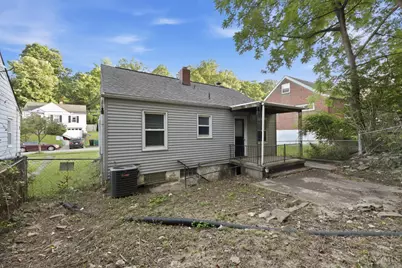 1723 Ashbrook Drive, Cincinnati, OH 45238 - Photo 9