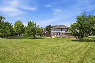 325 Gregorian Dr, Fairfield, OH 45014 - Photo 39