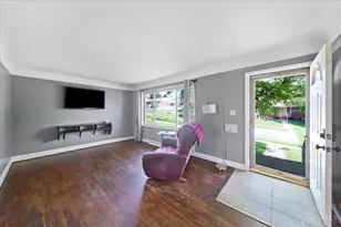 5455 Hyacinth Terrace, Cincinnati, OH 45248 - Photo 3