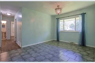 810 Cloverview Avenue, Springfield Township, OH 45231 - Photo 11