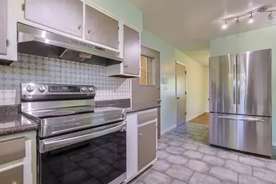810 Cloverview Avenue, Springfield Township, OH 45231 - Photo 15