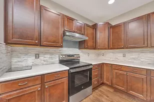 10125 Arnold Dr, Woodlawn, OH 45215 - Photo 9