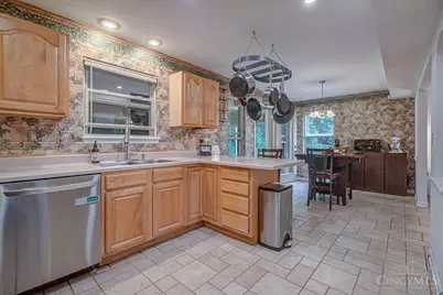 131 Terrace Court, Fairfield, OH 45014 - Photo 3