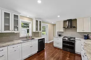 6056 Bardean Dr, West Chester, OH 45069 - Photo 11