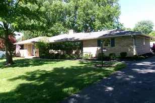 8575 Kentland Ct, Amberley, OH 45236 - Photo 1