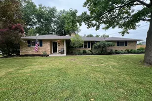8575 Kentland Ct, Amberley, OH 45236 - Photo 1