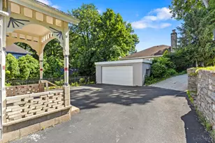 1 Moyer Pl, Cincinnati, OH 45208 - Photo 33