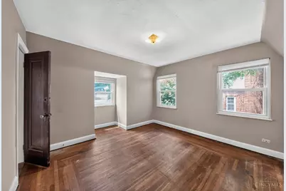 2204 Shasta Place, Cincinnati, OH 45211 - Photo 17