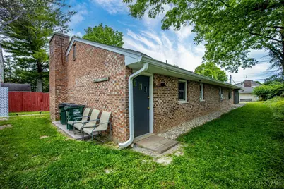 319 N Elm Street, Oxford, OH 45056 - Photo 3