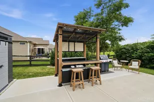 8007 Acorn Trail, Hamilton Township, OH 45039 - Photo 37