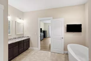 8007 Acorn Trail, Hamilton Township, OH 45039 - Photo 21