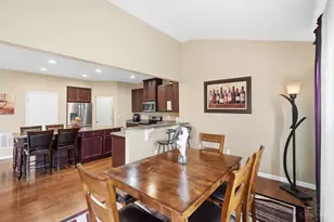 6658 Holly Ln, Fairfield Township, OH 45011 - Photo 13