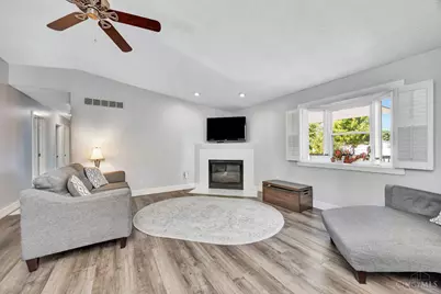 3783 Hickory View Drive, Fairfield Township, OH 45011 - Photo 5