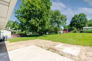 2374 Trinity Dr, Turtle Creek Township, OH 45044 - Photo 21