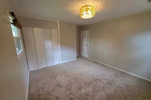 8490 Smallwood Ln, Sycamore Township, OH 45236 - Photo 11