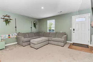 168 Wooded Ridge Dr, Batavia Township, OH 45102 - Photo 9
