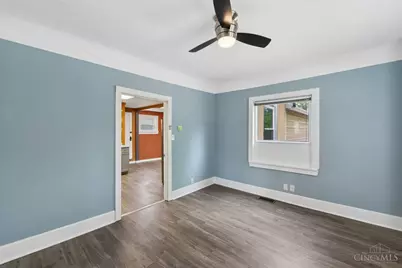 6839 Montgomery Road, Silverton, OH 45236 - Photo 9