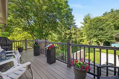 194 Assisiknoll Court, Delhi Township, OH 45238 - Photo 7