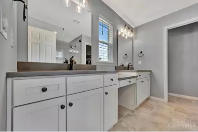 9298 Gardenside Lane, Deerfield Township, OH 45140 - Photo 17