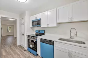 2011 Highland Ave, Cincinnati, OH 45219 - Photo 15
