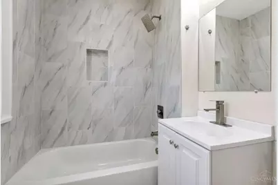 2011 Highland Avenue, Cincinnati, OH 45219 - Photo 27